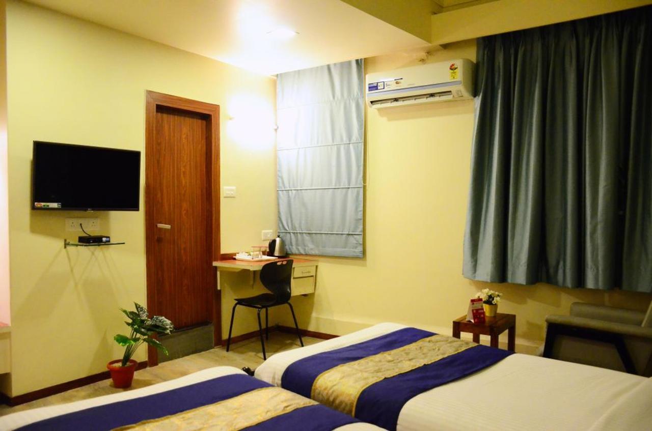 Oyo 6429 Hotel Pearl Pune Dış mekan fotoğraf